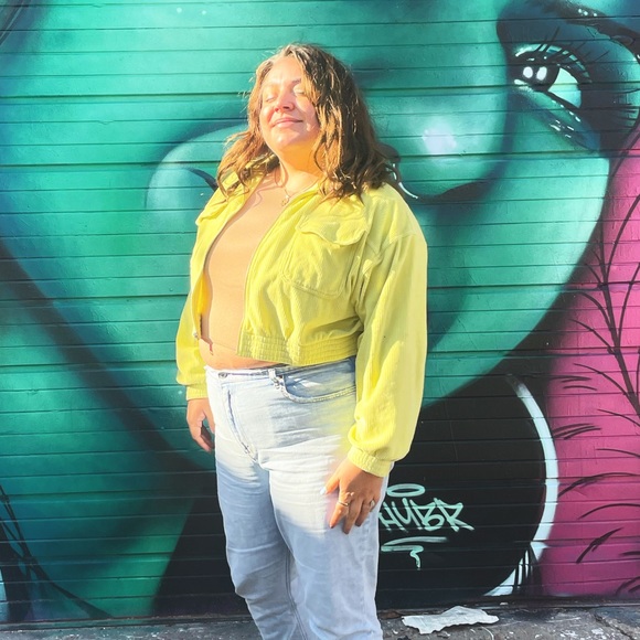 AERIE GROOVE VELOUR LIME GREEN CROP JACKET SIZE XXL. - Picture 3 of 3